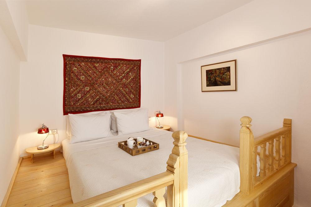 F Fine Suites - Adults Only Líndos Esterno foto